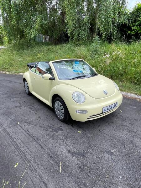 VOLKSWAGEN BEETLE 1.6