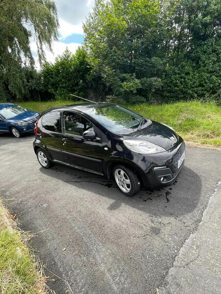 PEUGEOT 107 1.0 12V Allure