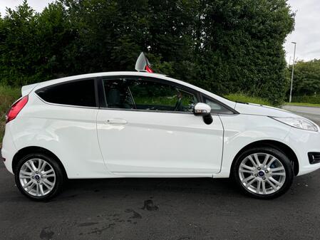 FORD FIESTA 1.3 Zetec