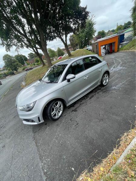 AUDI A1 1.6 TDI S line