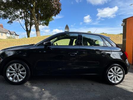 AUDI A1 1.6 TDI Sport